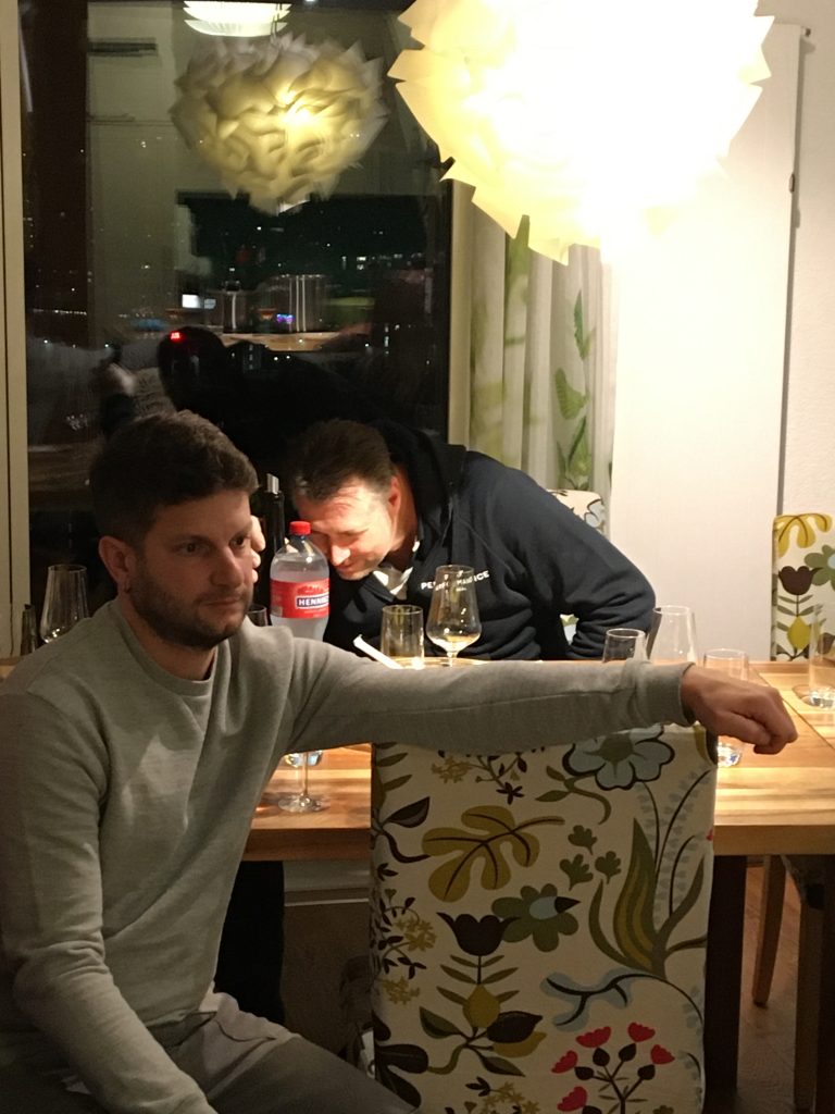 8E3E7072-C798-48E7-BAA1-AD2145C63AFF-15734065572